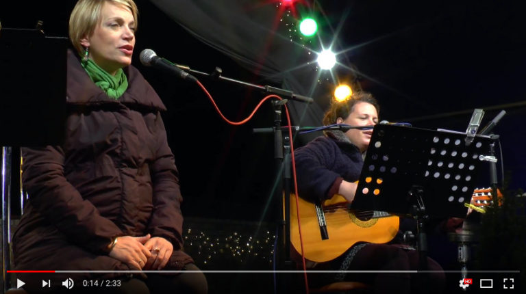 Advent a Posta téren – Gerbert Judit és Szabó Kriszti műsorából