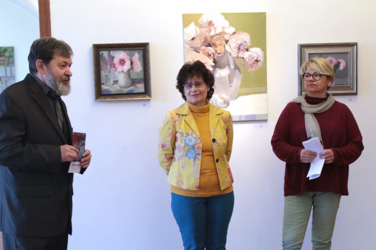 Végh Éva képei a Galeria Arcisban