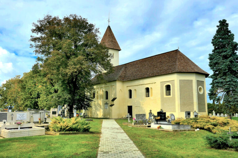 Temetői séta Cicellében