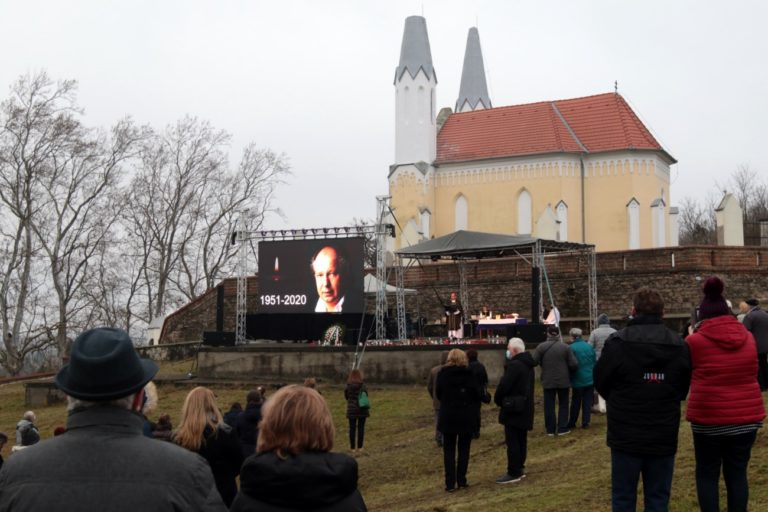 Gyászmise Balázs Fecóért