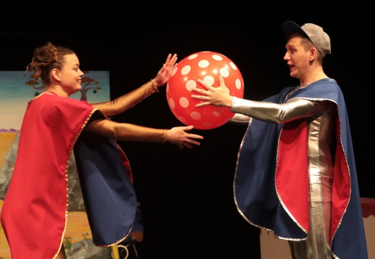 Kvirtek és Kvartok a Soltis színházban
