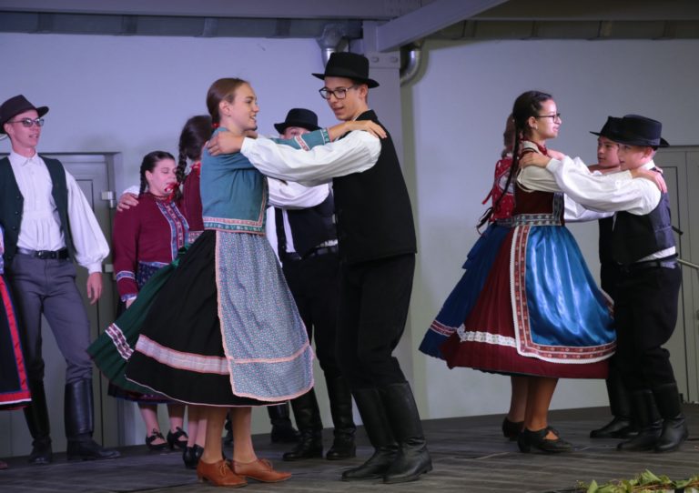 Szüreti mulatság, folklórműsor 2021