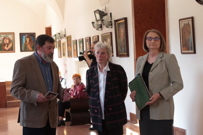 Szélesiné Mezőfi Ágnes képei a Folyosó Galérián