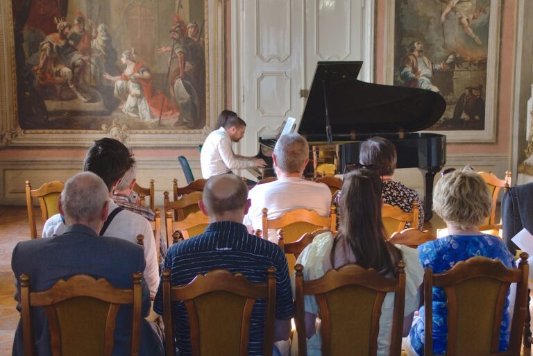 Komolyzenei Kulturális Fesztivál a Várban