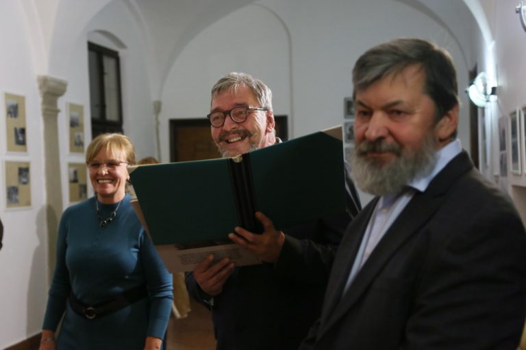 id. Dr. Kereszty Gábor fotókiállítása