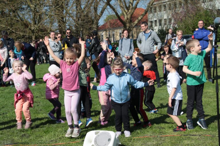 Sportnap a várparkban