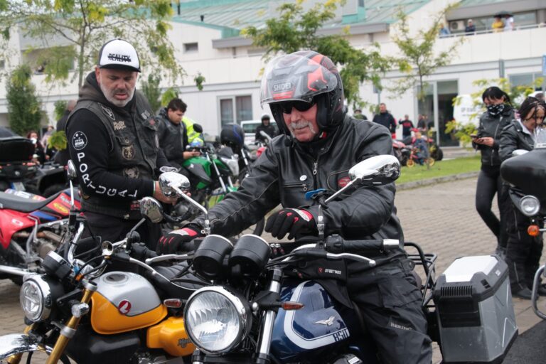 XXII. Vármeeting – Motoros felvonulás