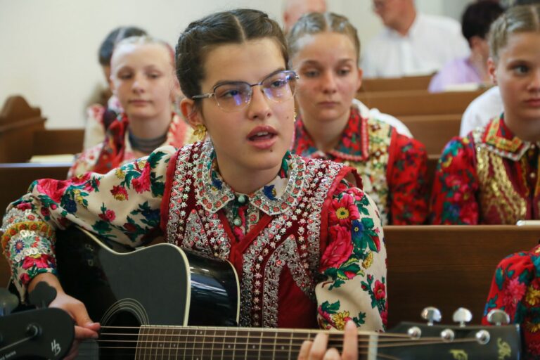 Ünnepői istentisztelet és új kenyér az evangélikus templomban