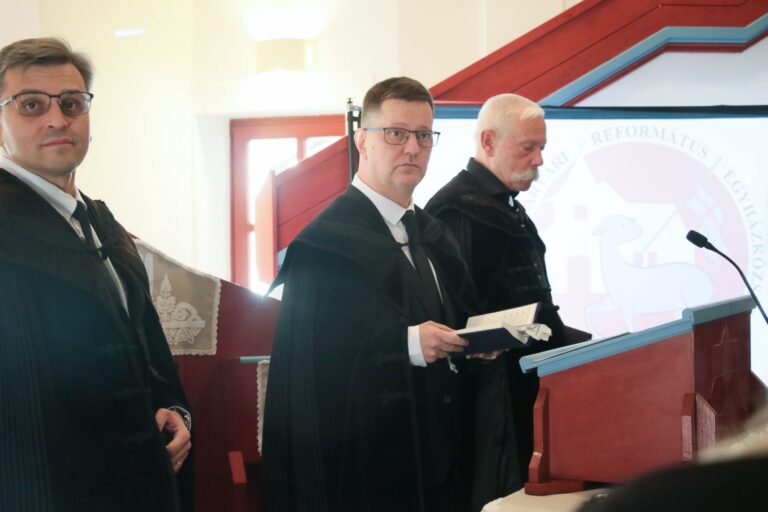 Hálaadó istentisztelet a református templomban
